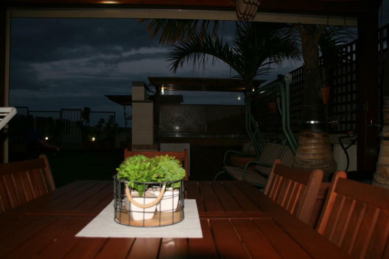 Apartamento Vacacional Ático frente al mar Candelaria Exterior foto